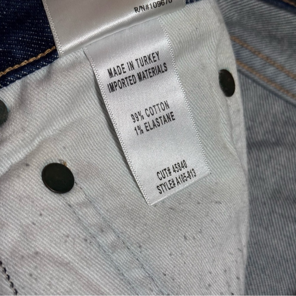 Agolde Remy High Rise Straight Wink Jeans size 26. CUT# 45840. STYLE# A105-813. - Picture 4 of 4